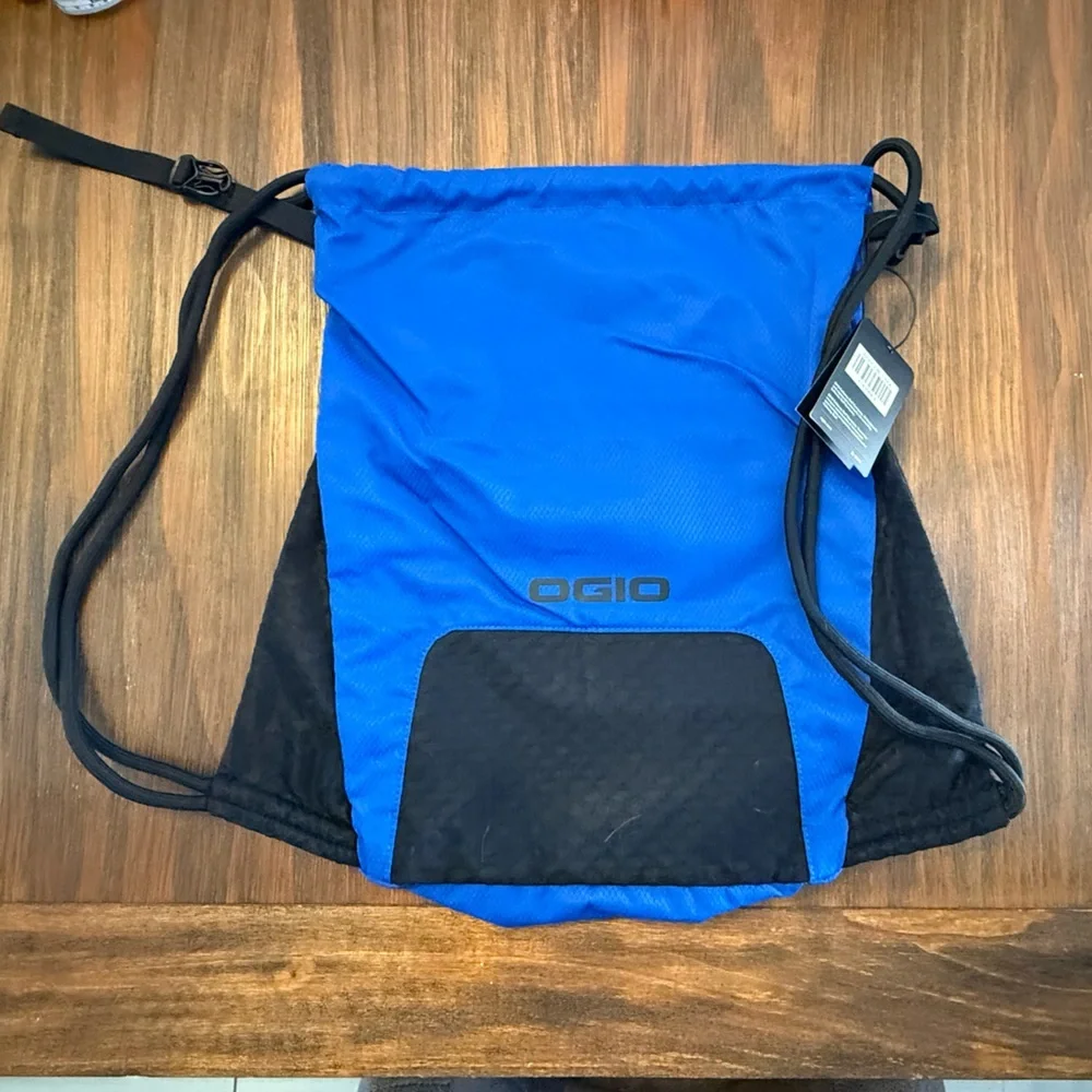OGIO Speerle Blue and Black NEW WITH TAGS Backpack Cinch Lightweight Hiking Golf